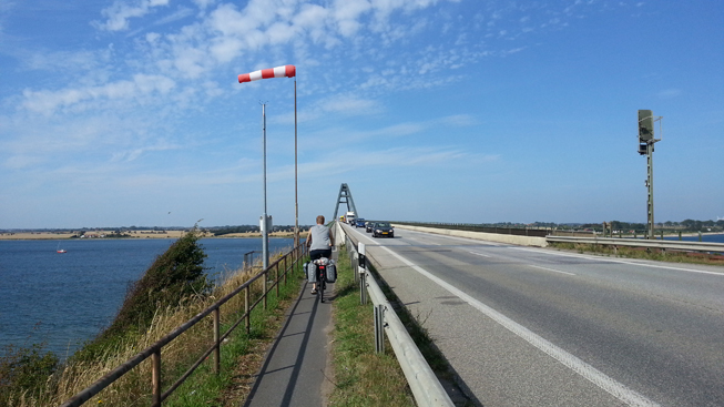 Weg zur Fehmarnbr�cke